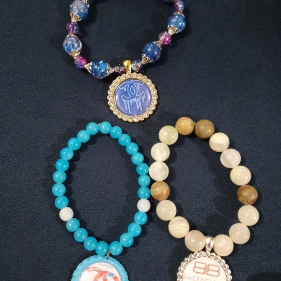 Jewelry - Picture 8 of 8